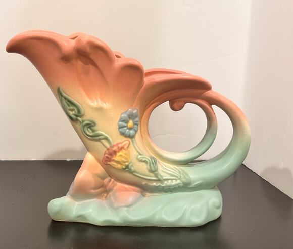 Vintage Hull Pottery Bowknot Cornucopia Vase Blue Pink  Vintage Hull Art Pottery Bow Knot Cornucopia Vase B-5-7½ Pink Blue Matte